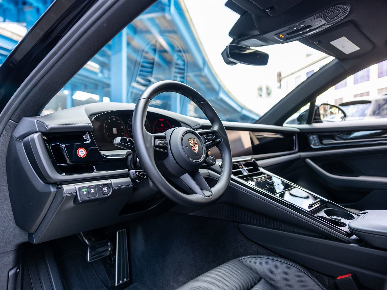 Certified 2025 Porsche Panamera RWD image 4