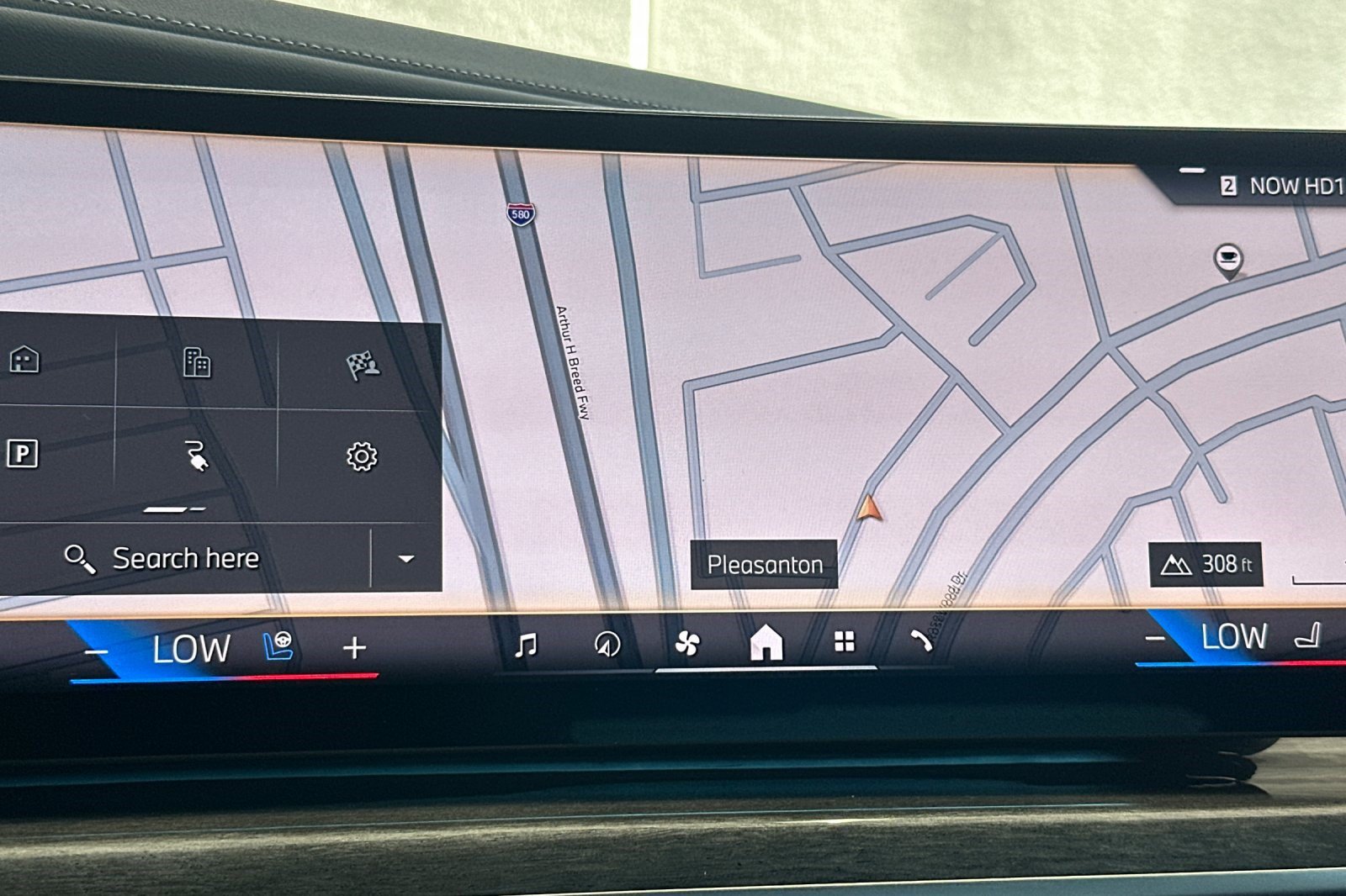 Certified 2024 BMW i7 eDrive50 RWD image 25