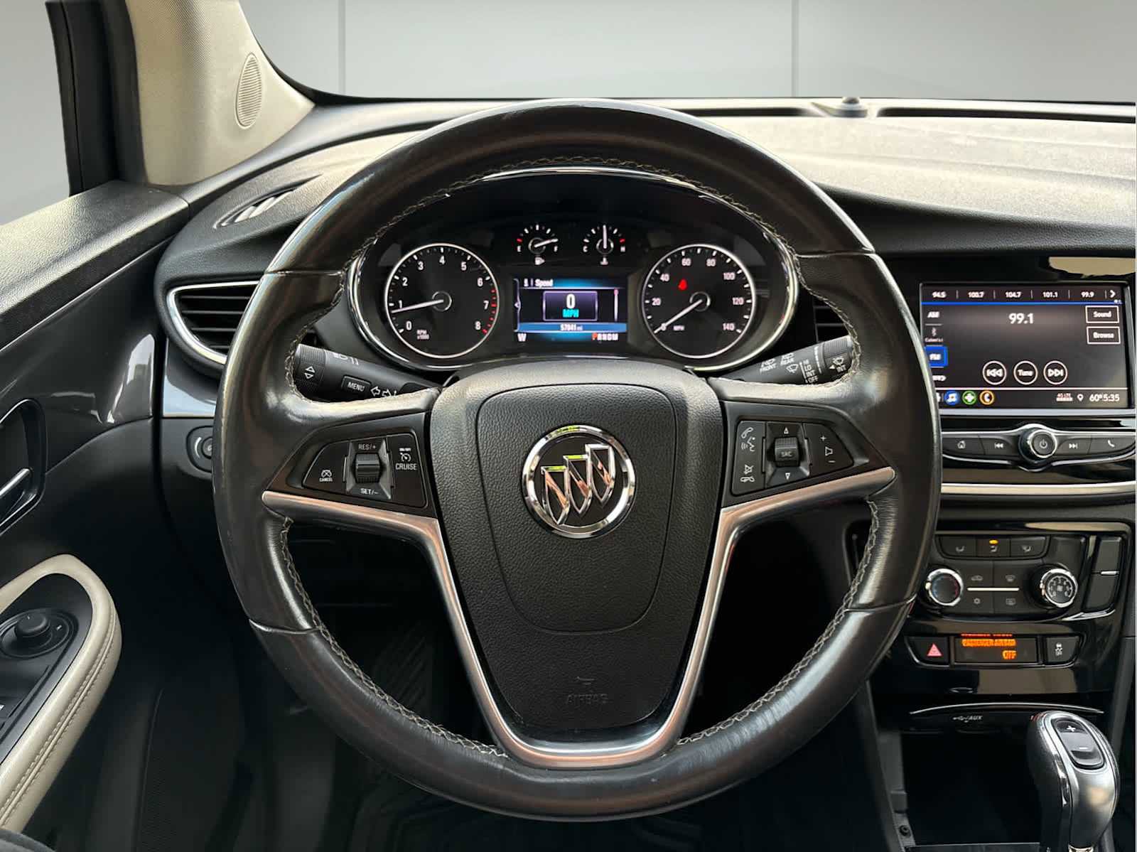 Used 2022 Buick Encore Preferred w/ Safety Package image 23