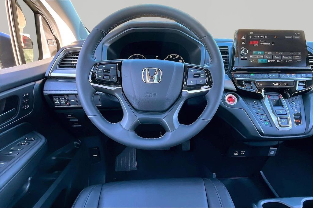 Certified 2025 Honda Odyssey EX-L image 9