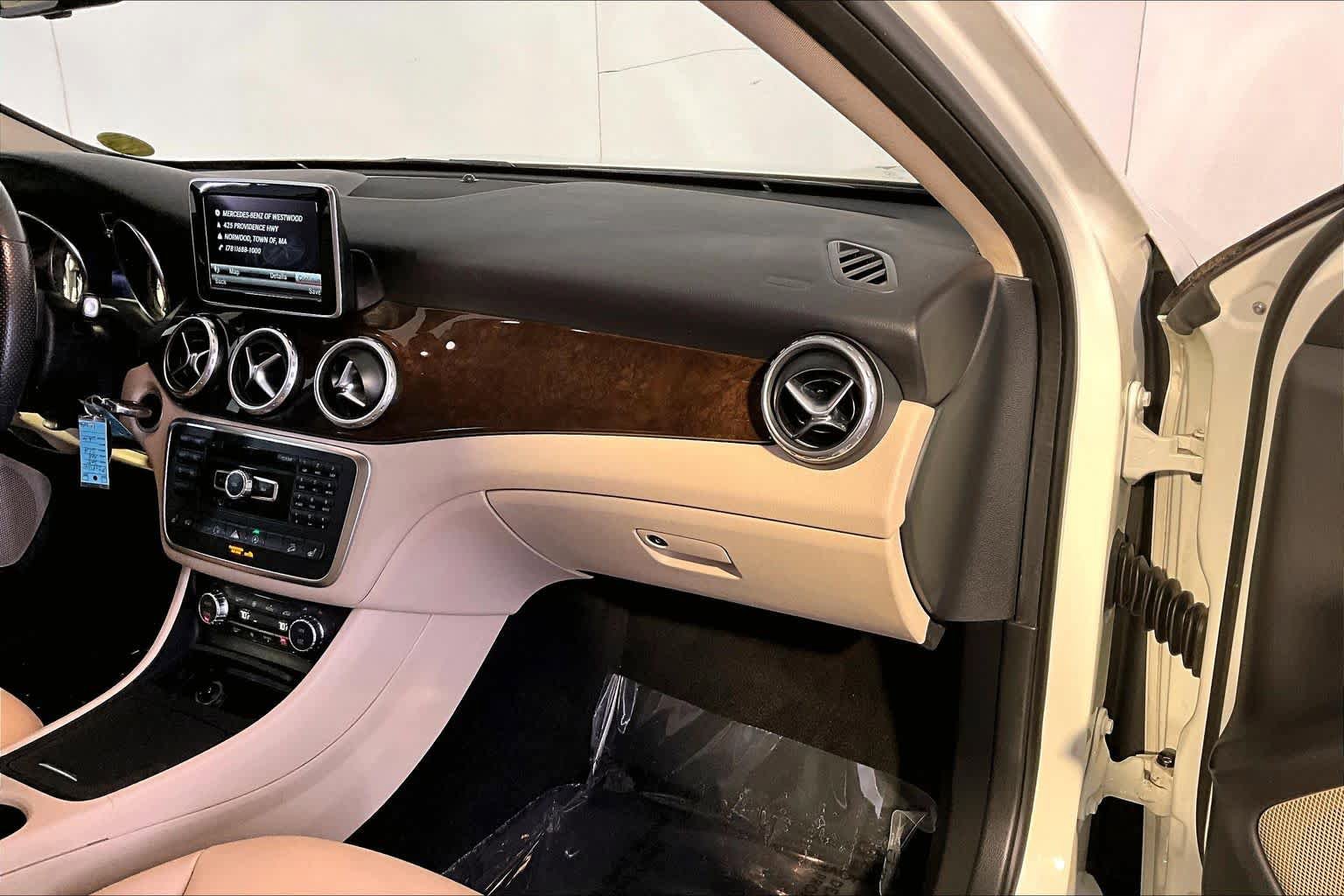 Used 2015 Mercedes-Benz GLA 250 4MATIC image 18