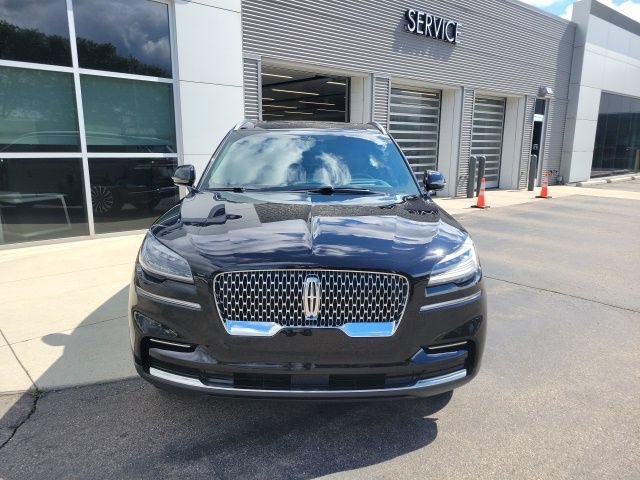 Certified 2023 Lincoln Aviator Reserve w/ Equipment Group 201A AWD/4WD image 10