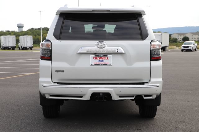 Used 2024 Toyota 4Runner Limited AWD/4WD image 3