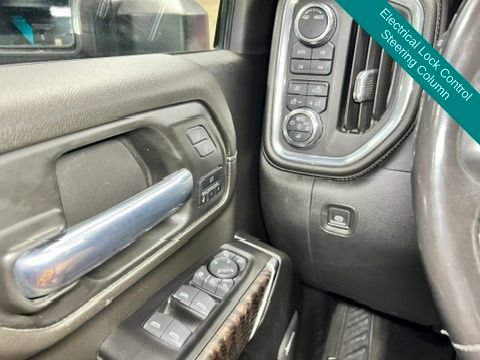 Used 2022 GMC Sierra 3500 Denali w/ Denali Ultimate Package AWD/4WD image 24