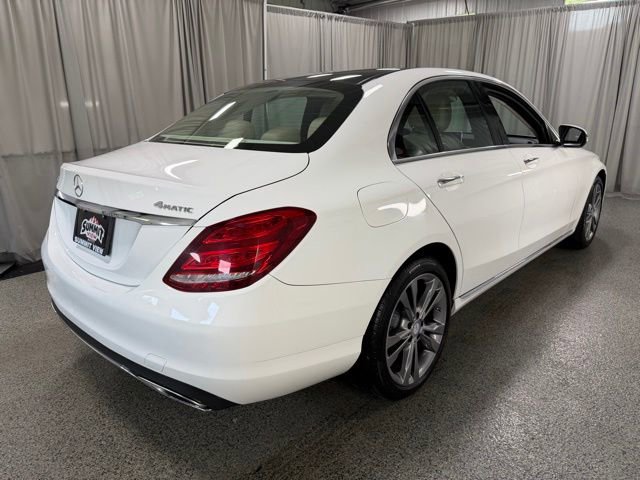 Used 2017 Mercedes-Benz C 300 4MATIC Sedan image 4