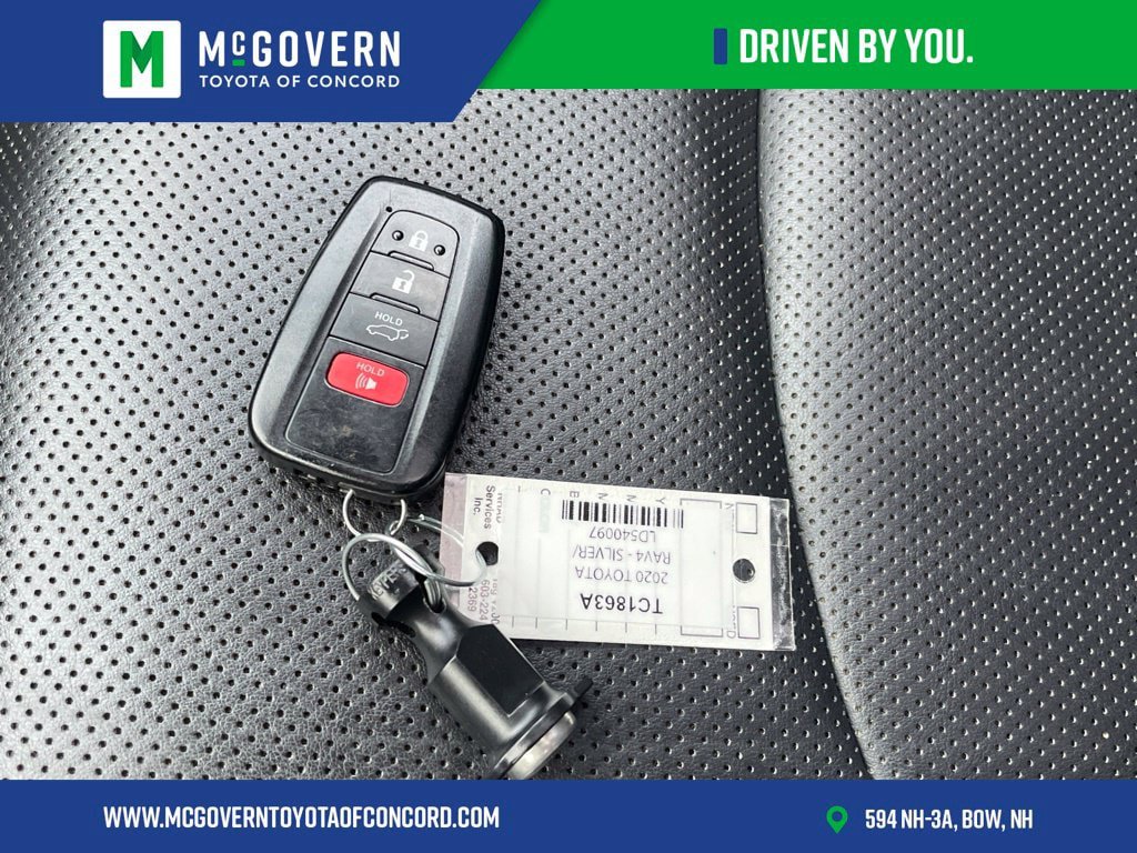Used 2020 Toyota RAV4 Limited AWD/4WD image 39
