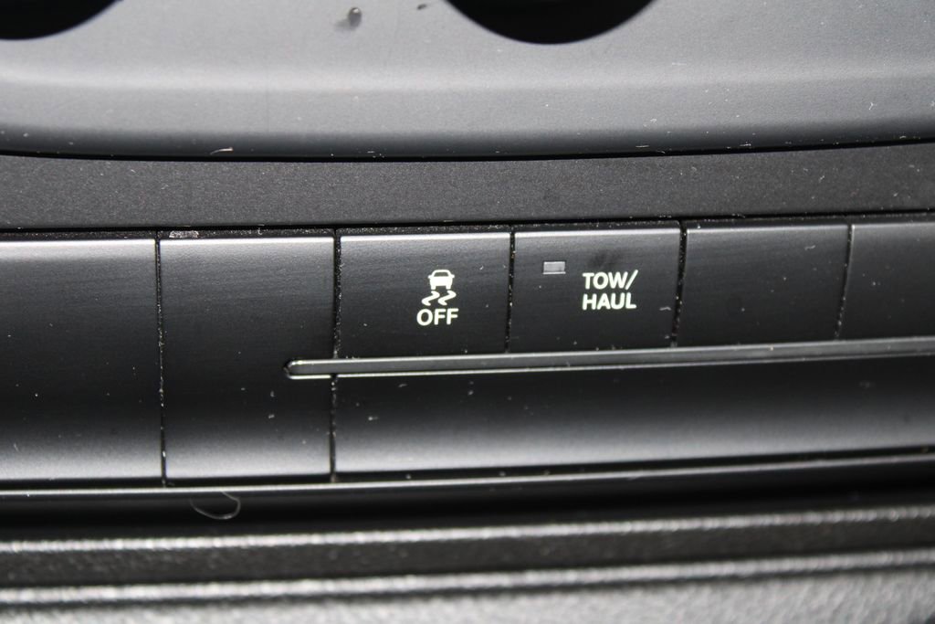 Used 2024 RAM 1500 Classic SLT image 40