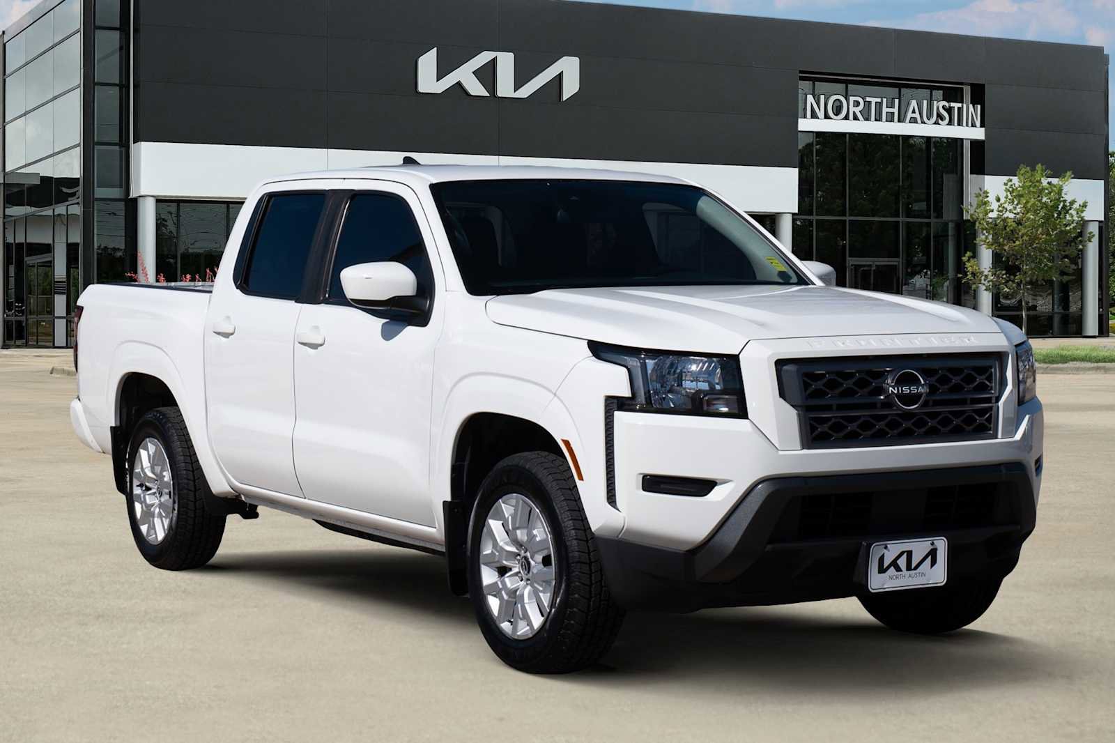 Used 2022 Nissan Frontier SV w/ Technology Package RWD image 8