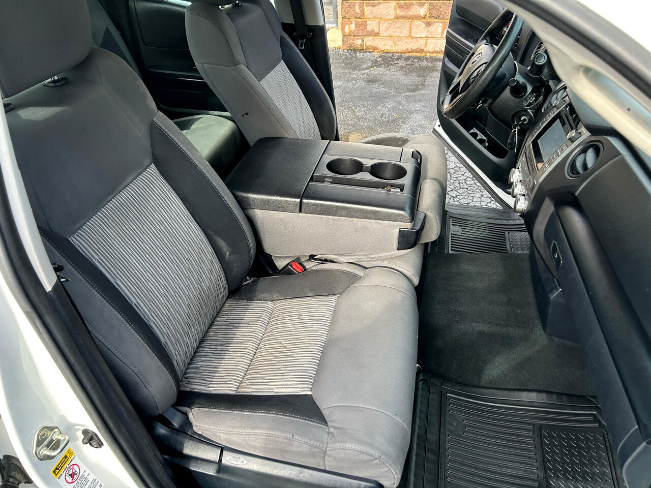 Used 2017 Toyota Tundra SR5 image 9