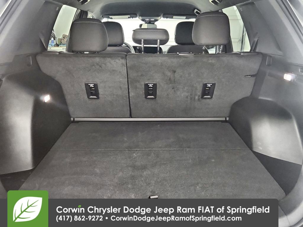 Used 2026 Chevrolet Equinox LT FWD image 30