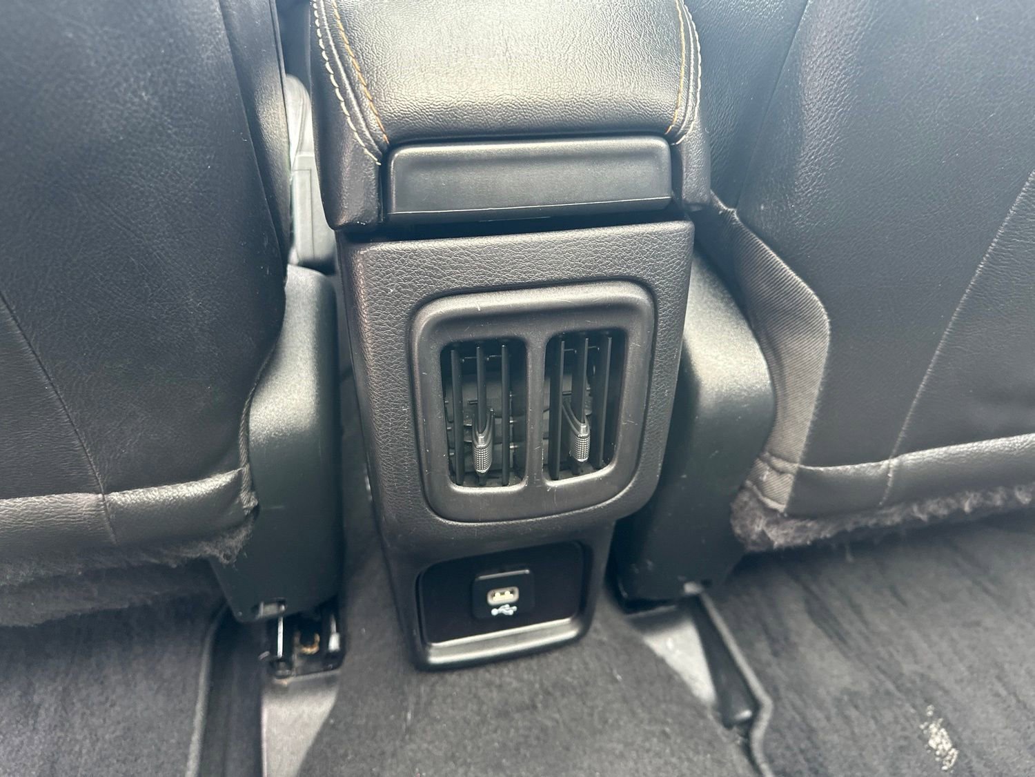 Used 2021 Jeep Compass Latitude w/ Sun and Sound Group AWD/4WD image 19
