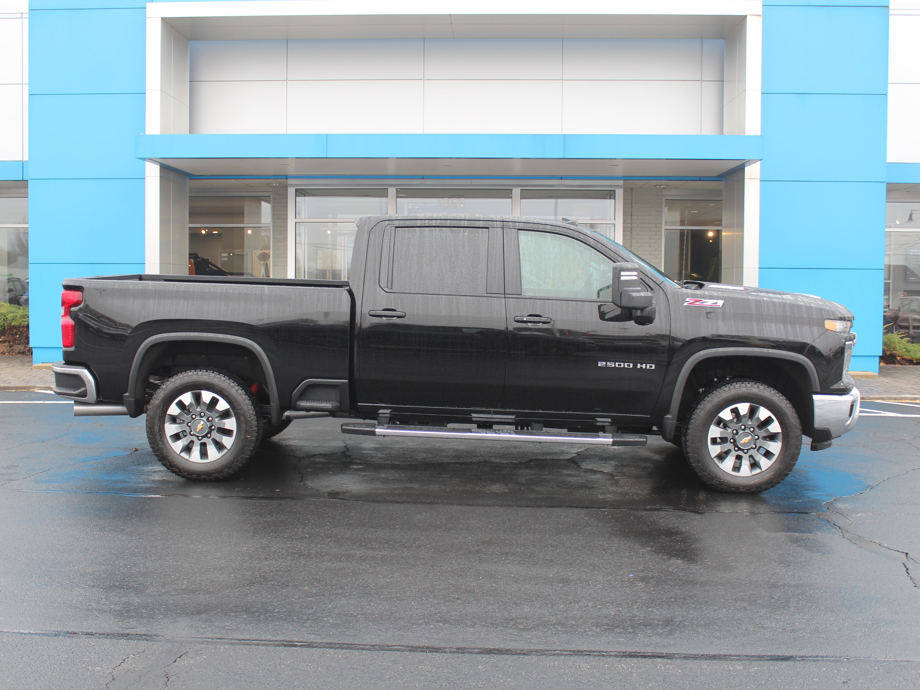 New 2026 Chevrolet Silverado 2500 LT w/ Convenience Package image 3