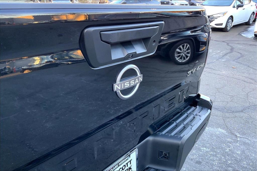 Used 2023 Nissan Frontier SV image 22