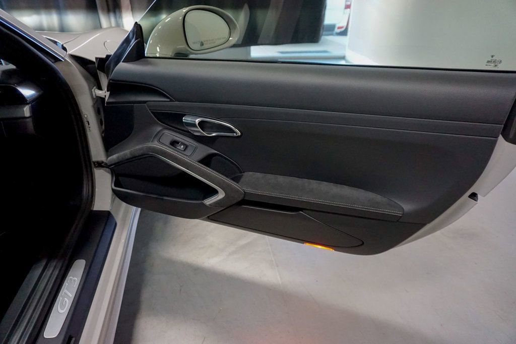 Used 2018 Porsche 911 GT3 image 38