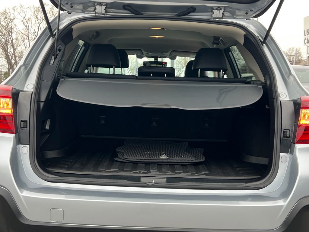 Used 2019 Subaru Outback 2.5i Limited image 17