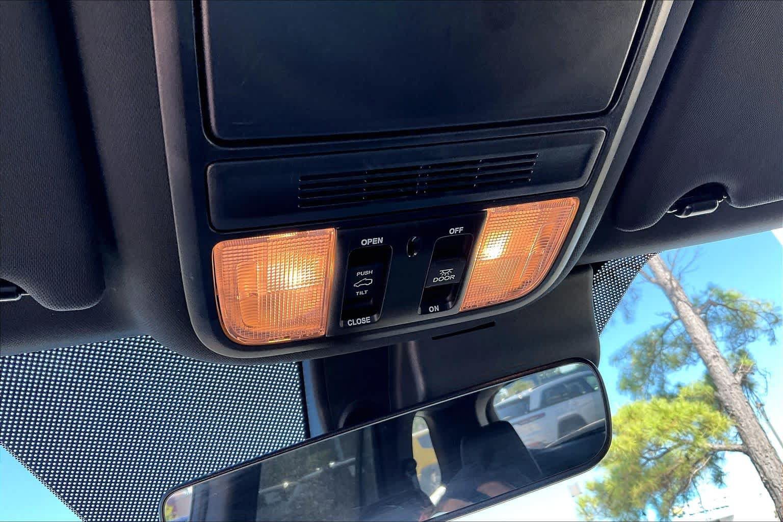 Used 2024 Honda Passport TrailSport image 32