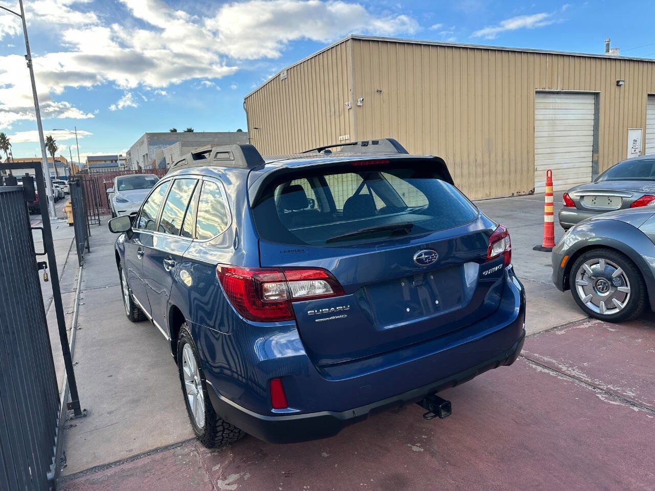 Used 2019 Subaru Outback 2.5i image 3