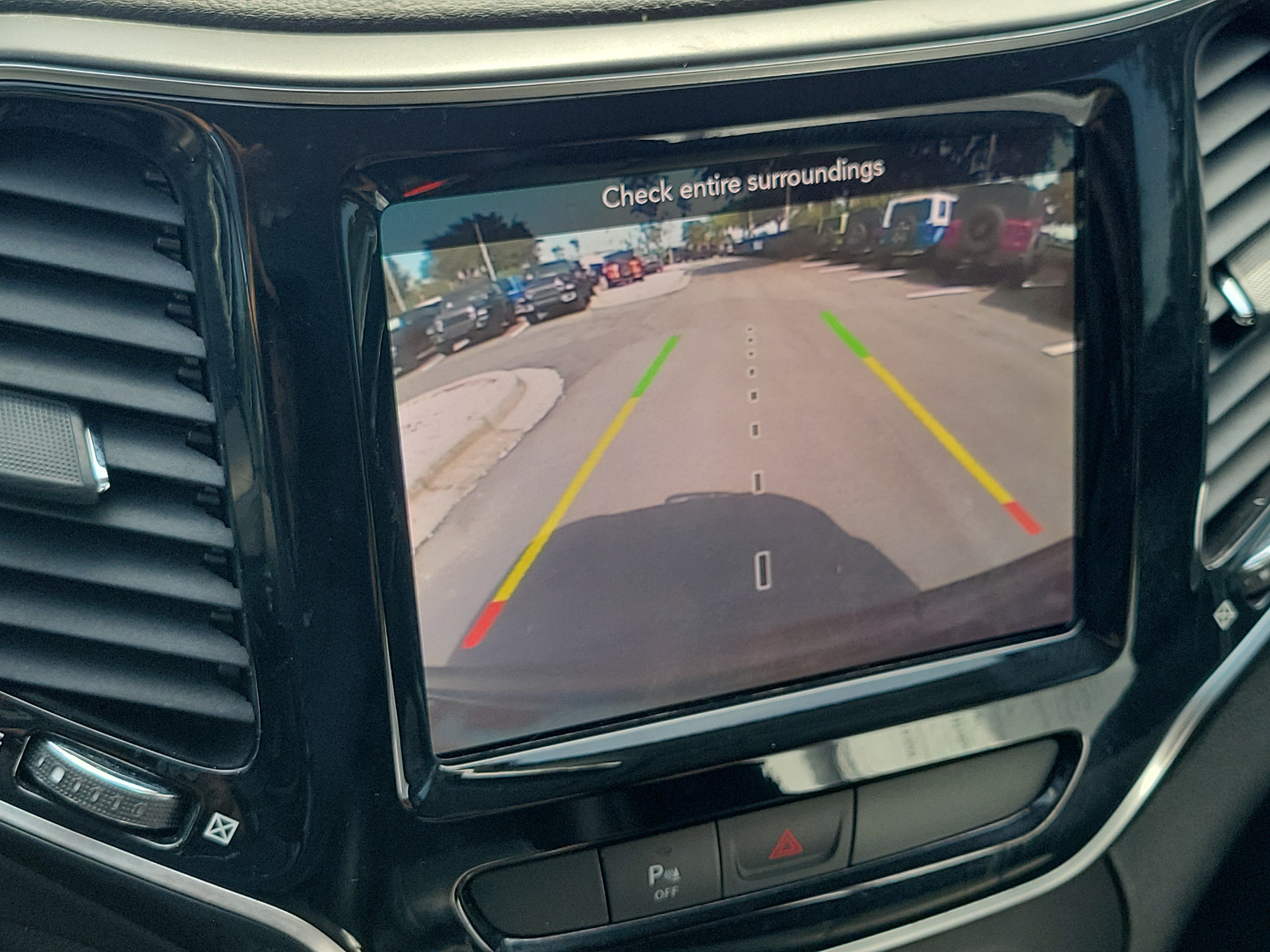 Used 2019 Jeep Cherokee Limited w/ Trailer Tow Group AWD/4WD image 26