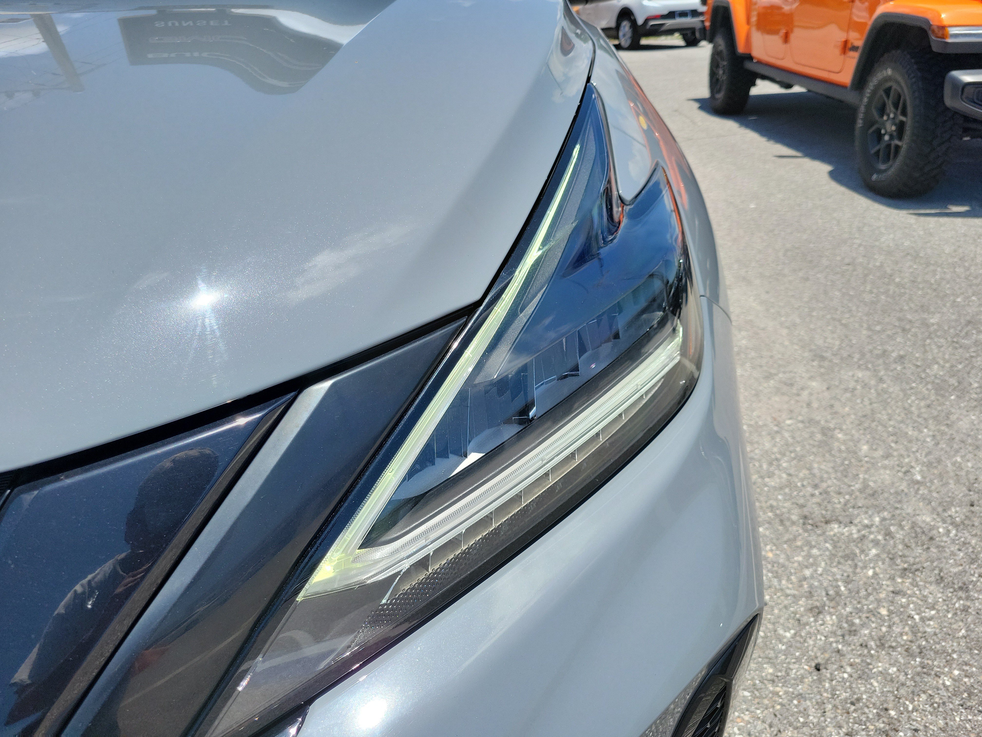Used 2024 Nissan Murano SV w/ SV Midnight Edition Package FWD image 9