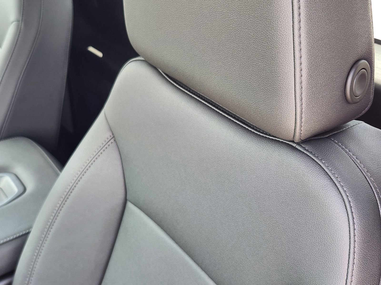 New 2025 Chevrolet Silverado 1500 W/T w/ WT Value Package AWD/4WD image 15