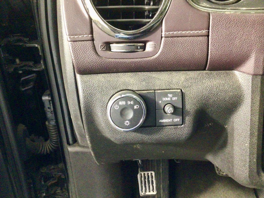 Used 2017 Buick Enclave Premium w/ Experience Buick Package image 16