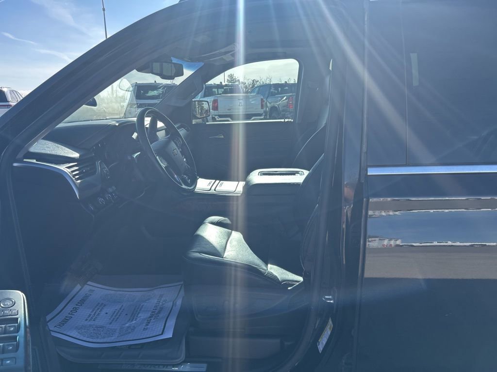 Used 2015 Chevrolet Suburban LTZ image 10