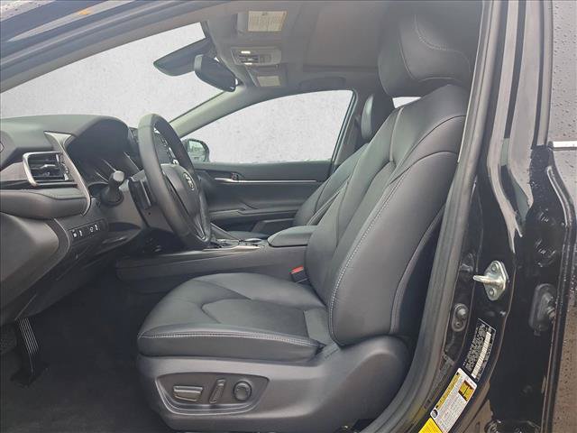 Used 2023 Toyota Camry XSE FWD image 15