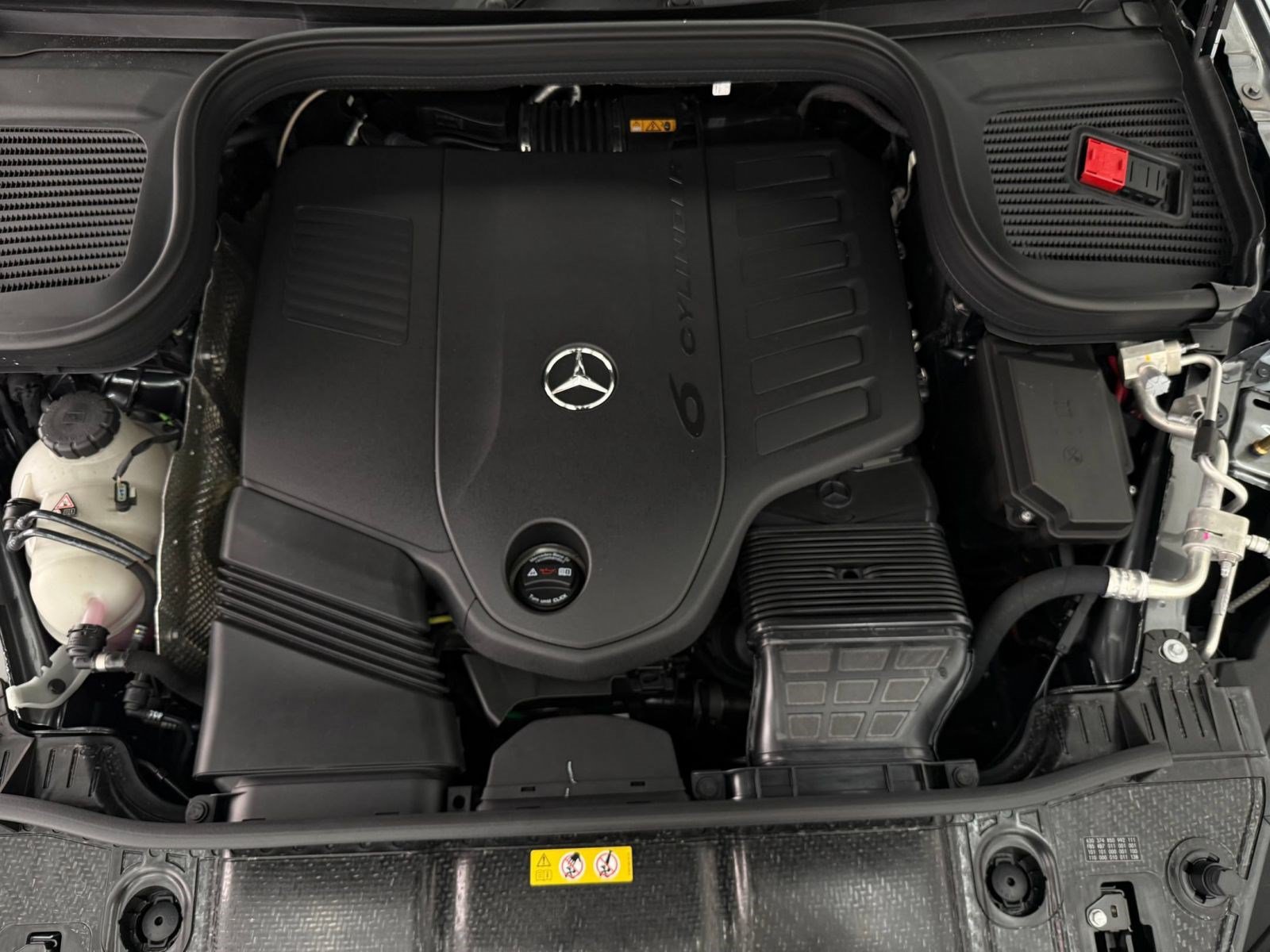 New 2026 Mercedes-Benz GLE 450 4MATIC image 32