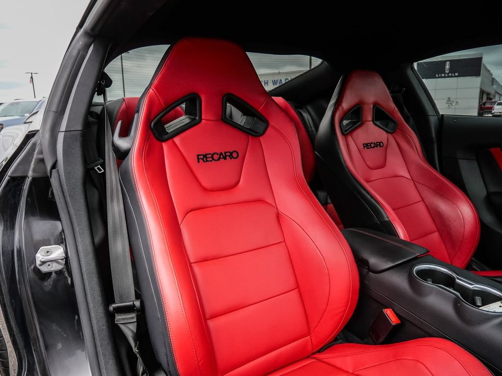 Used 2022 Ford Mustang GT Premium w/ GT Performance Package RWD image 18