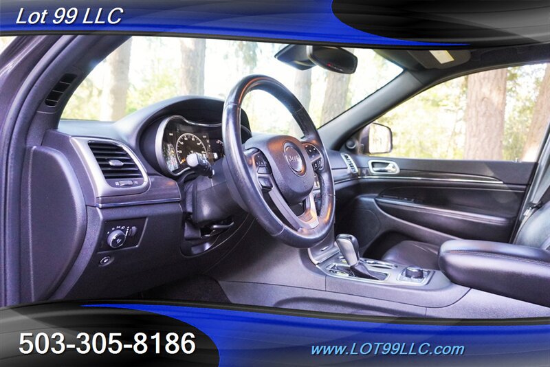 Used 2018 Jeep Grand Cherokee Limited AWD/4WD image 12