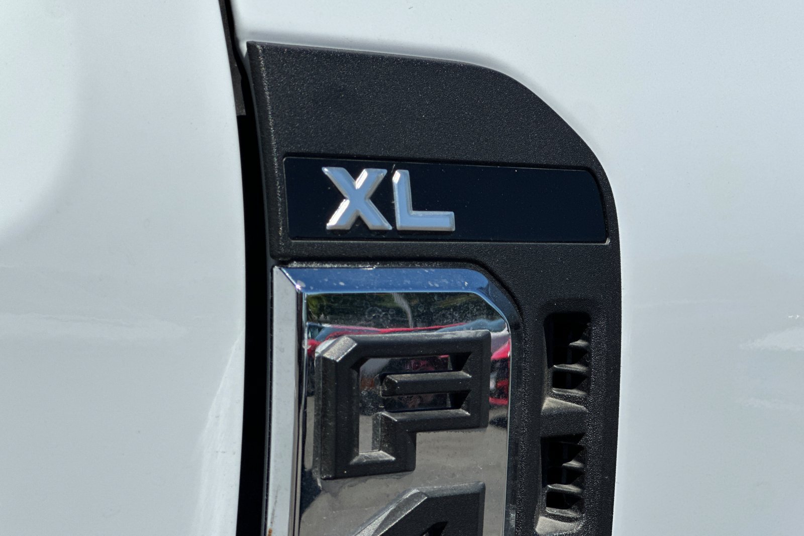 New 2024 Ford F450 XL w/ XL Chrome Package RWD image 23