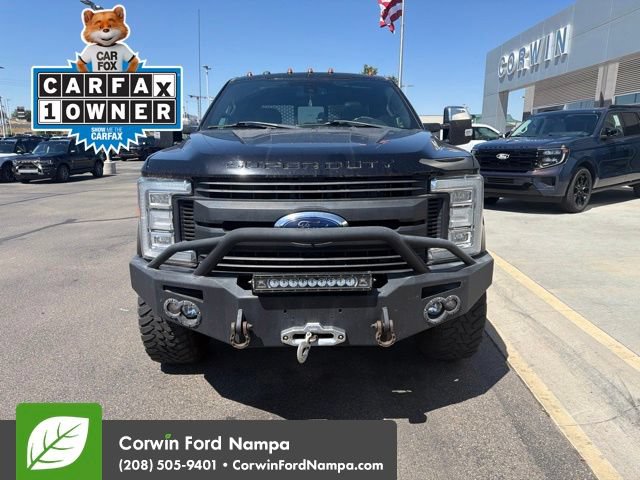 Used 2018 Ford F350 Platinum w/ Platinum Ultimate Package AWD/4WD image 2