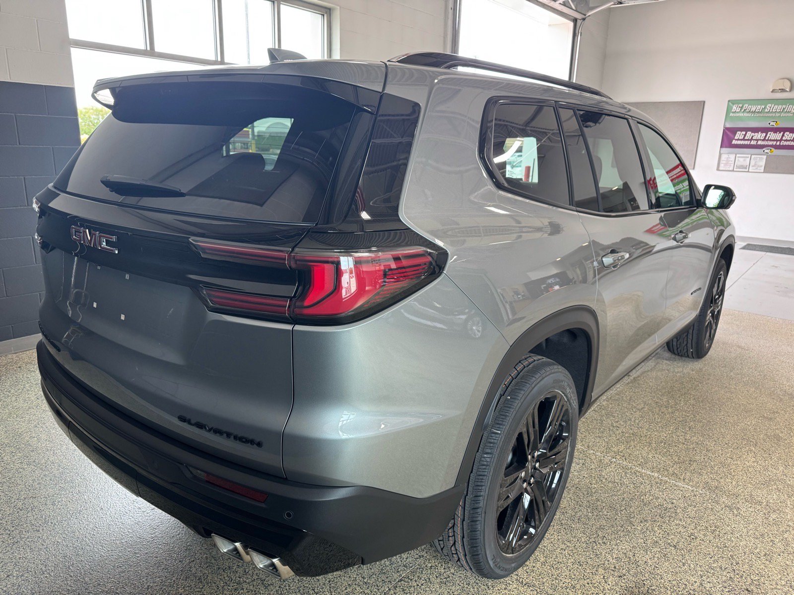 New 2027 GMC Acadia Elevation w/ Black Edition AWD/4WD image 5