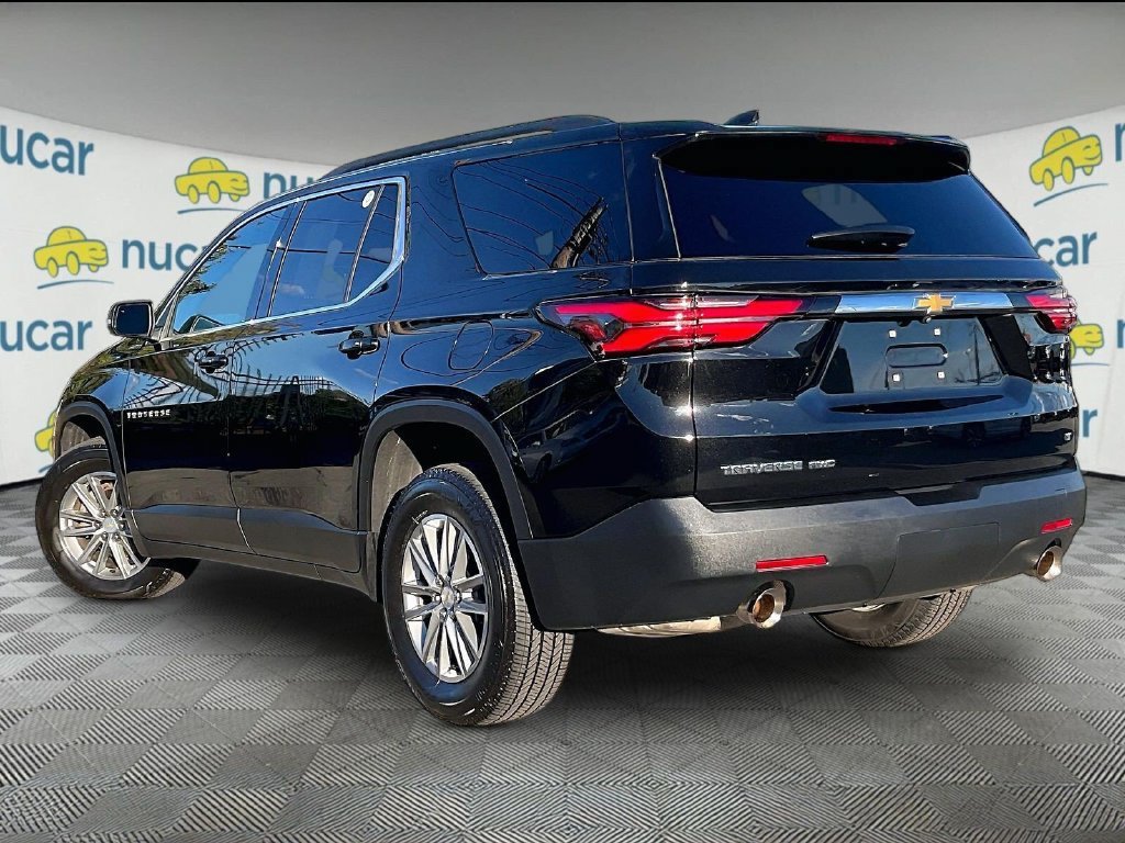 Used 2023 Chevrolet Traverse LT AWD/4WD image 4