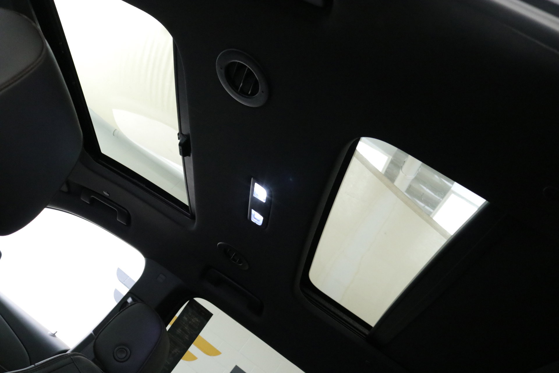 Certified 2023 Chevrolet Traverse High Country image 26