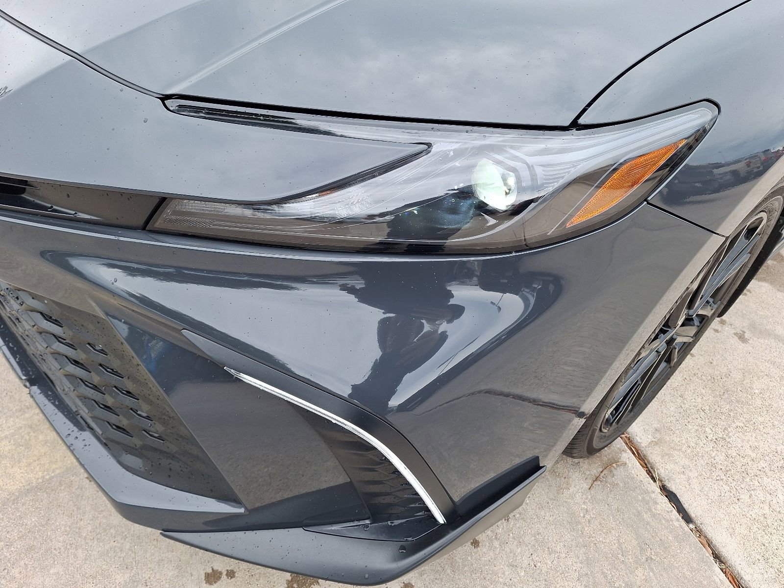 Used 2025 Toyota Camry SE FWD image 10