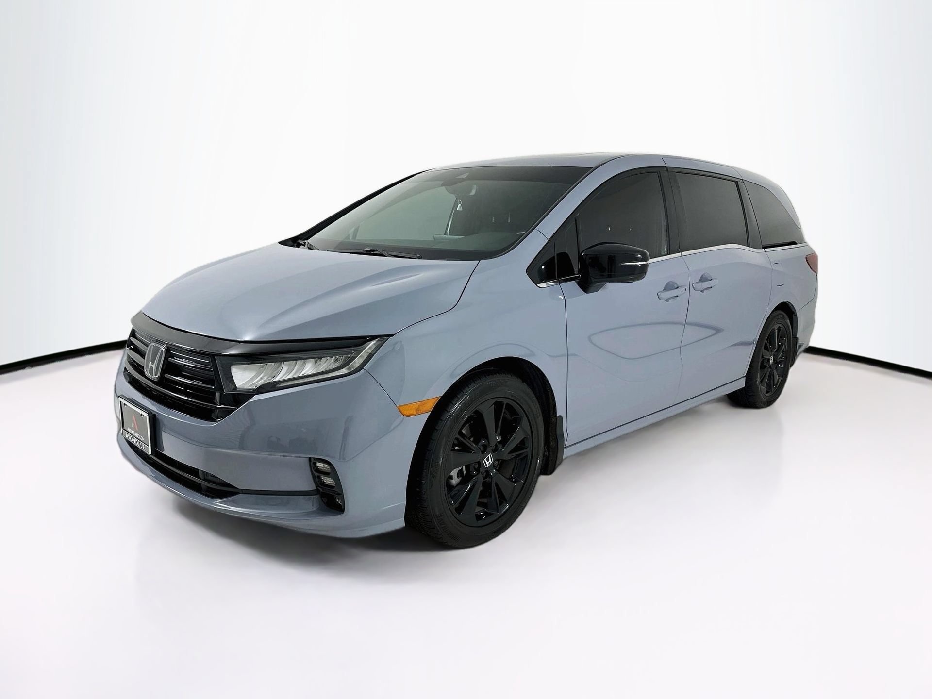 Used 2024 Honda Odyssey Sport image 3