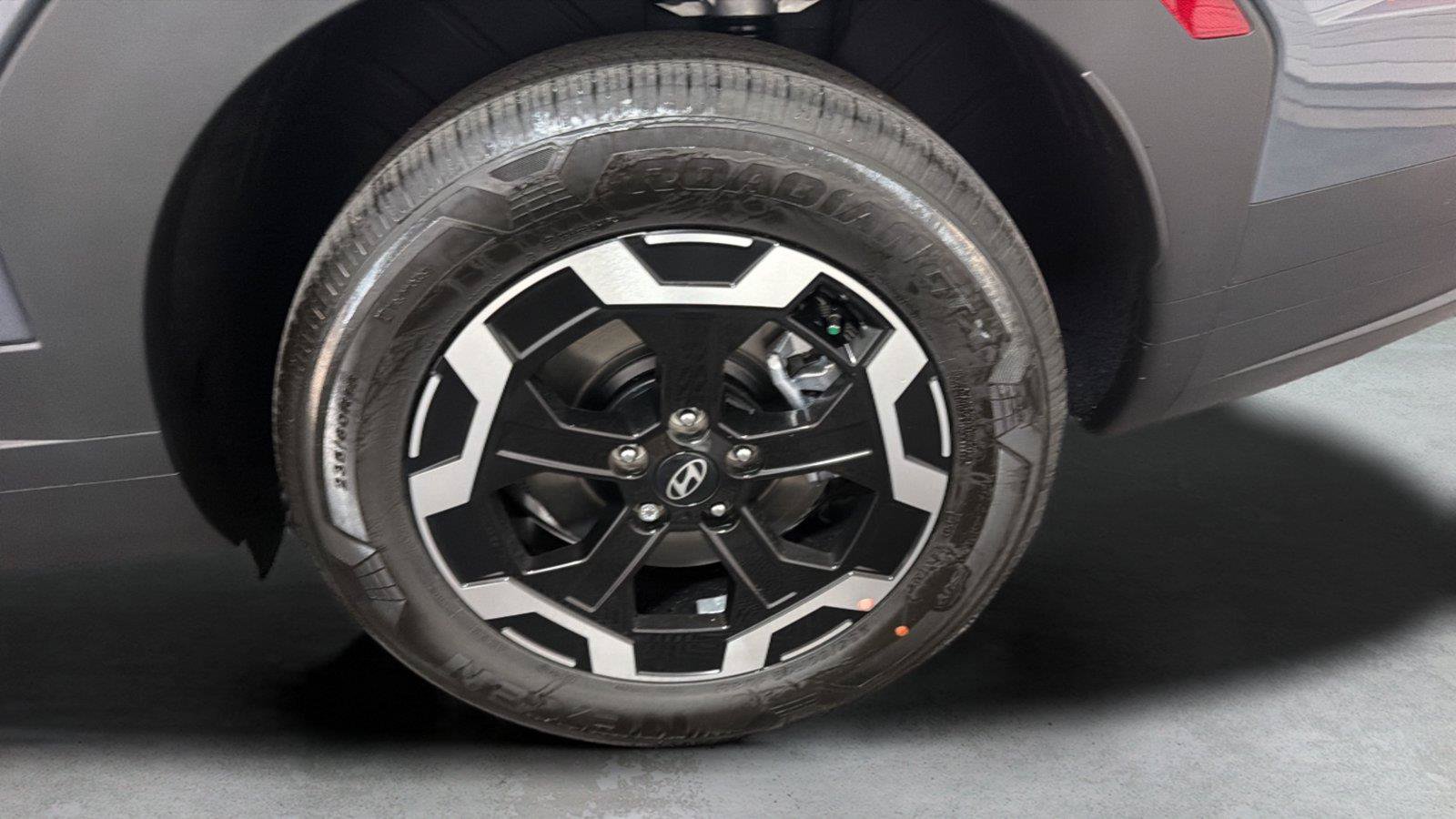 New 2026 Hyundai Santa Fe SEL FWD image 24