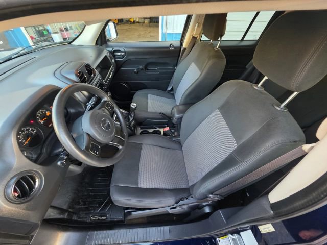 Used 2014 Jeep Patriot Sport AWD/4WD image 12