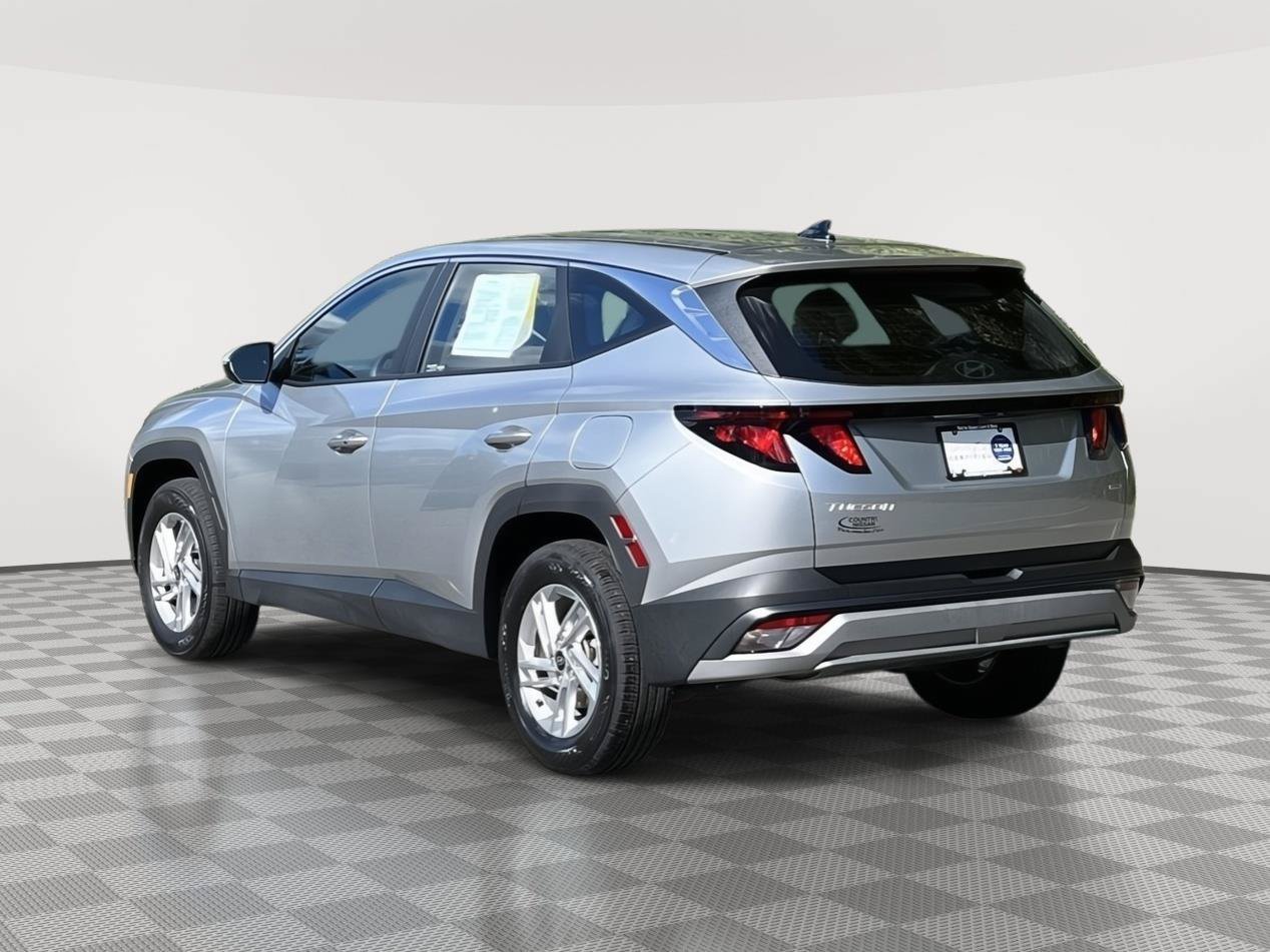 Used 2025 Hyundai Tucson SE AWD/4WD image 8