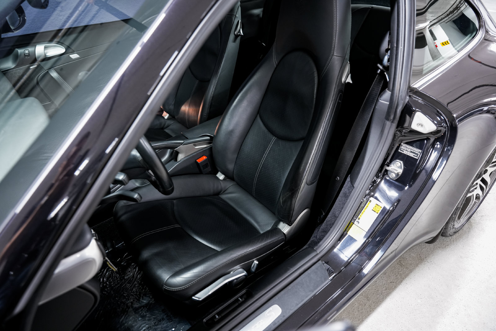 Used 2009 Porsche 911 Carrera S RWD image 18