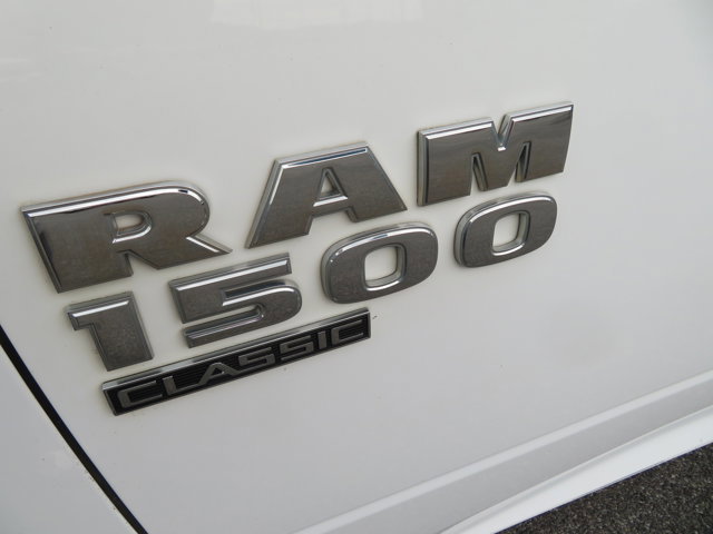 Used 2022 RAM 1500 Tradesman w/ Chrome Appearance Group image 11