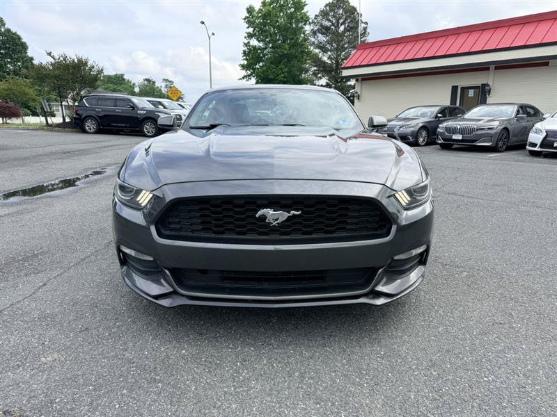 Used 2017 Ford Mustang Coupe RWD image 2