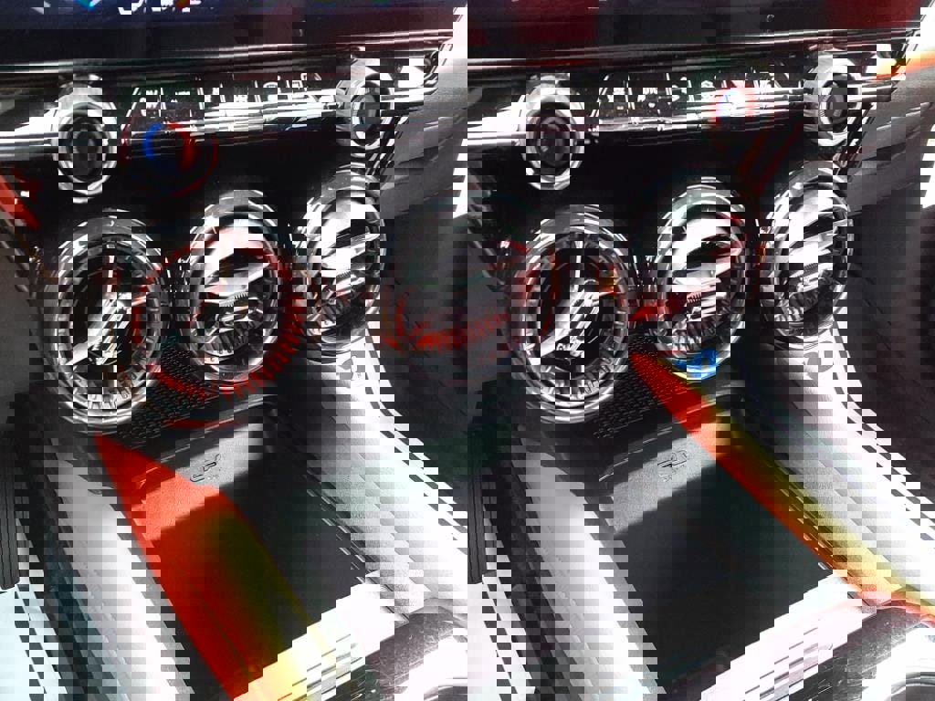 New 2025 Chevrolet Blazer EV RS image 18