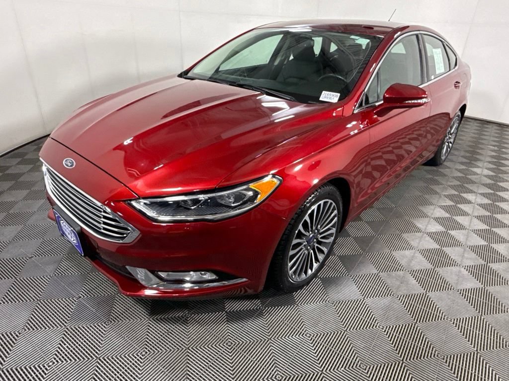 Used 2017 Ford Fusion SE w/ Fusion SE Technology Package AWD/4WD image 5