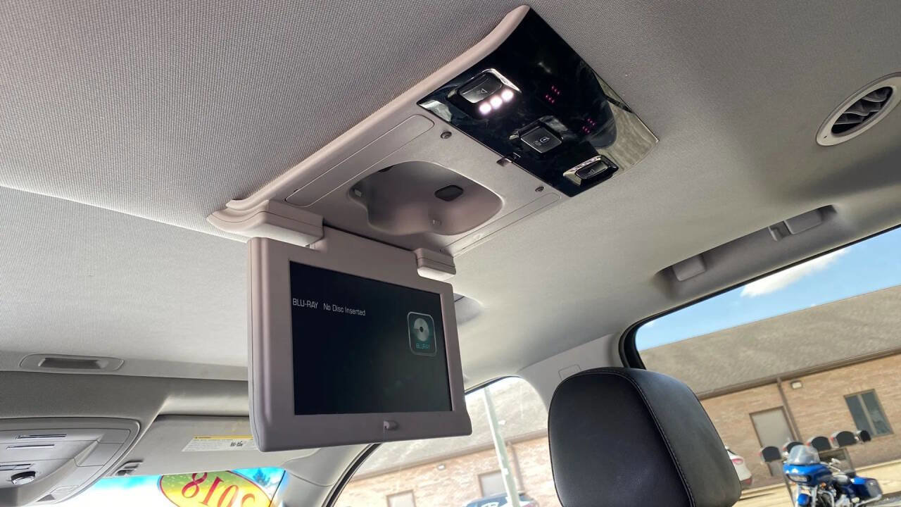 Used 2018 Chevrolet Tahoe Premier image 30