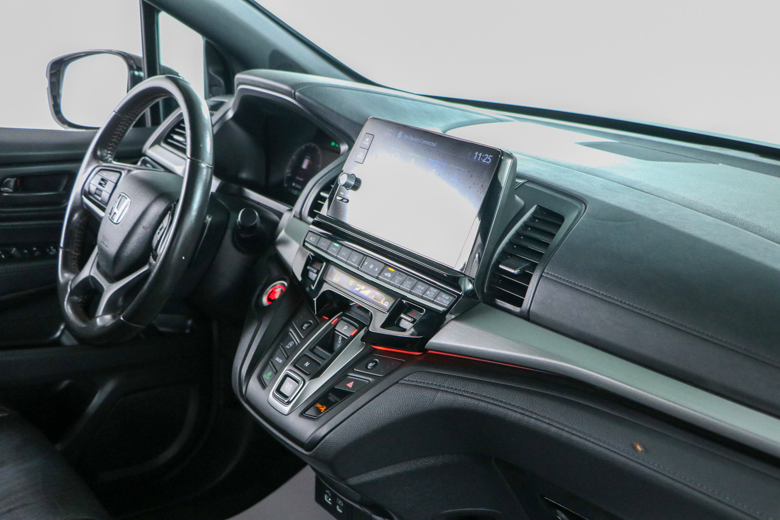 Used 2025 Honda Odyssey Sport-L image 27