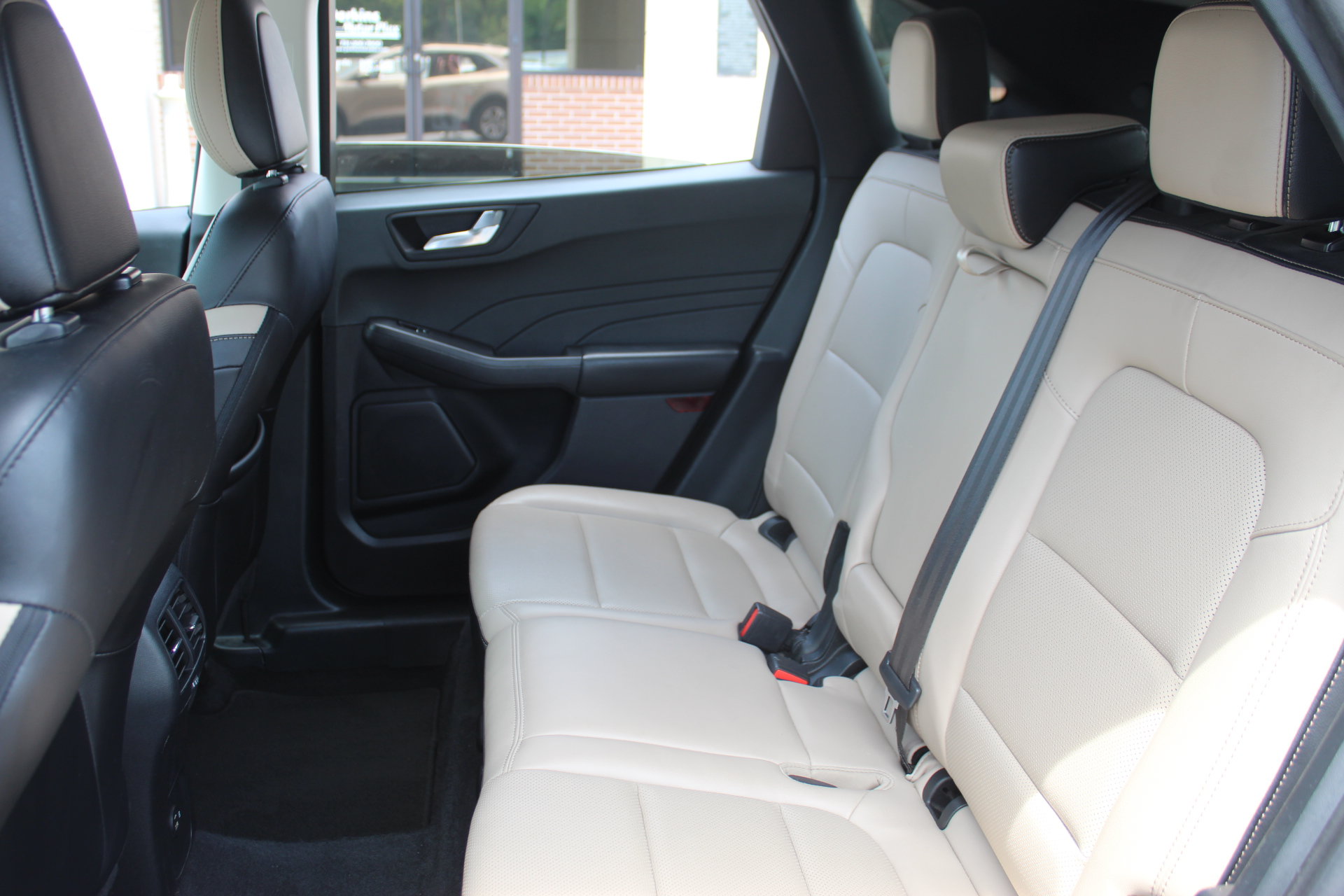 Used 2021 Ford Escape SEL FWD image 26