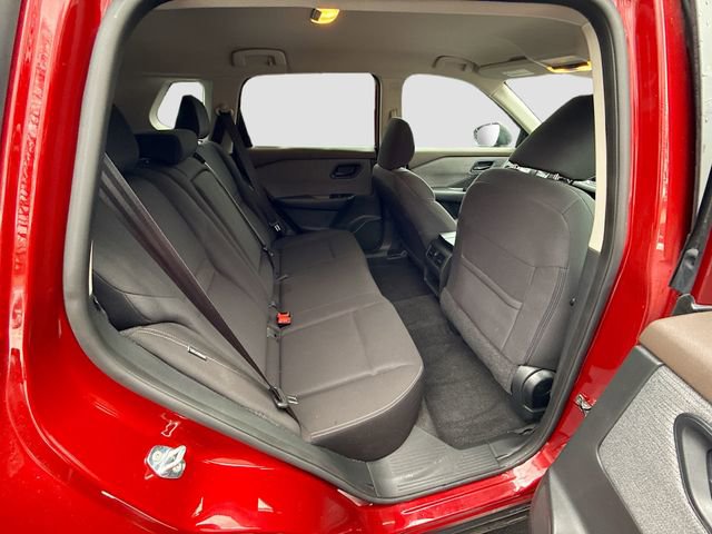 Used 2023 Nissan Rogue S image 24