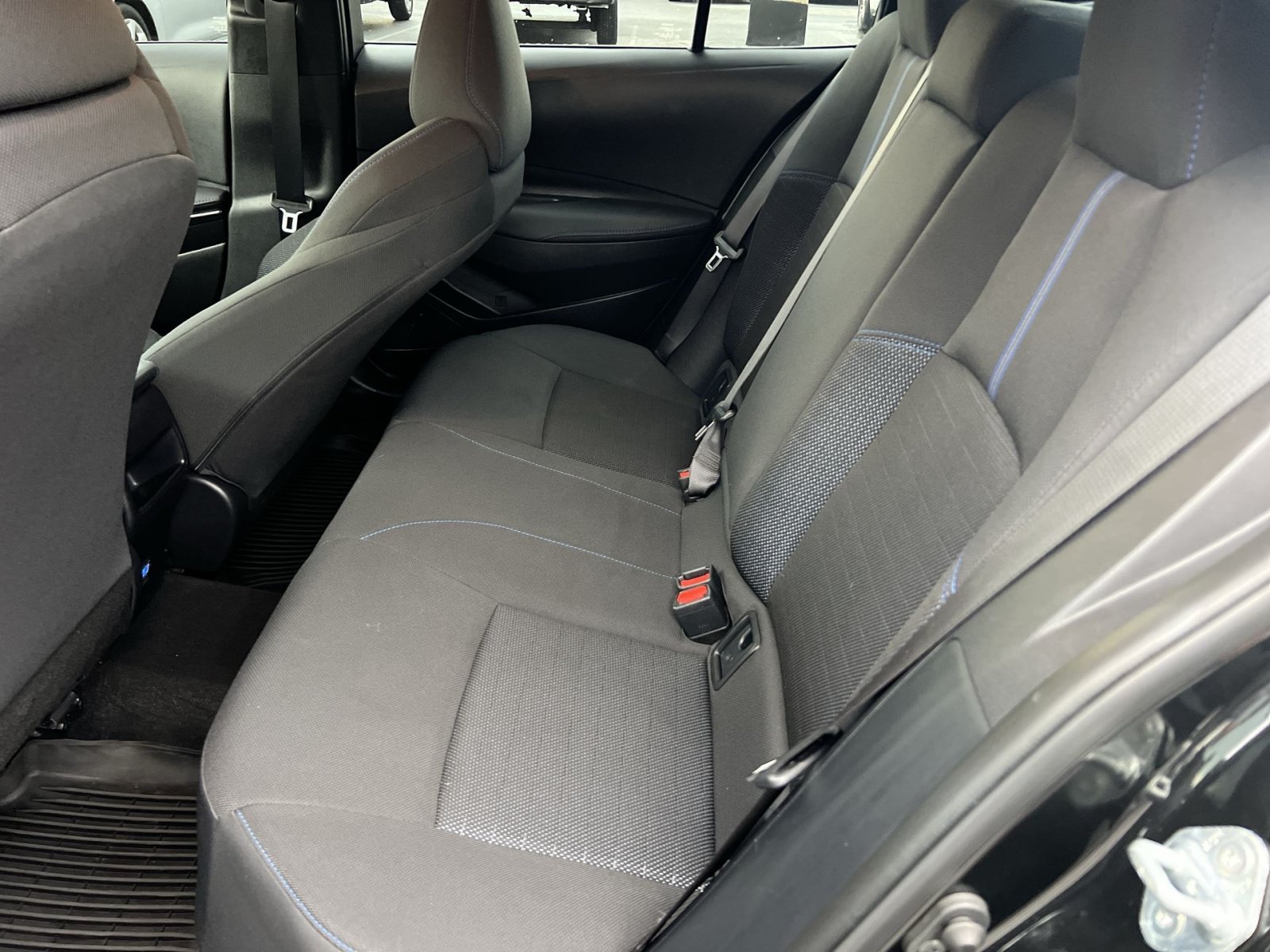 Used 2022 Toyota Corolla SE FWD image 25